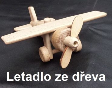 Holzflugzeuge für Kinder