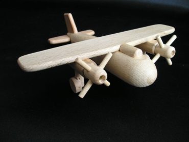 Holzflugzeug für Kinder Holzspielzeug Flugzeuge