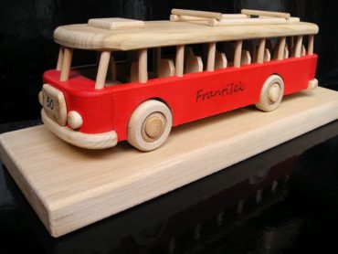 Holzgeschenk, Bus Spielzeugbus